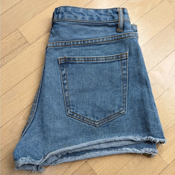 Forever 21 Blue Jean Shorts High-Waisted Distressed - Picture 3 of 3